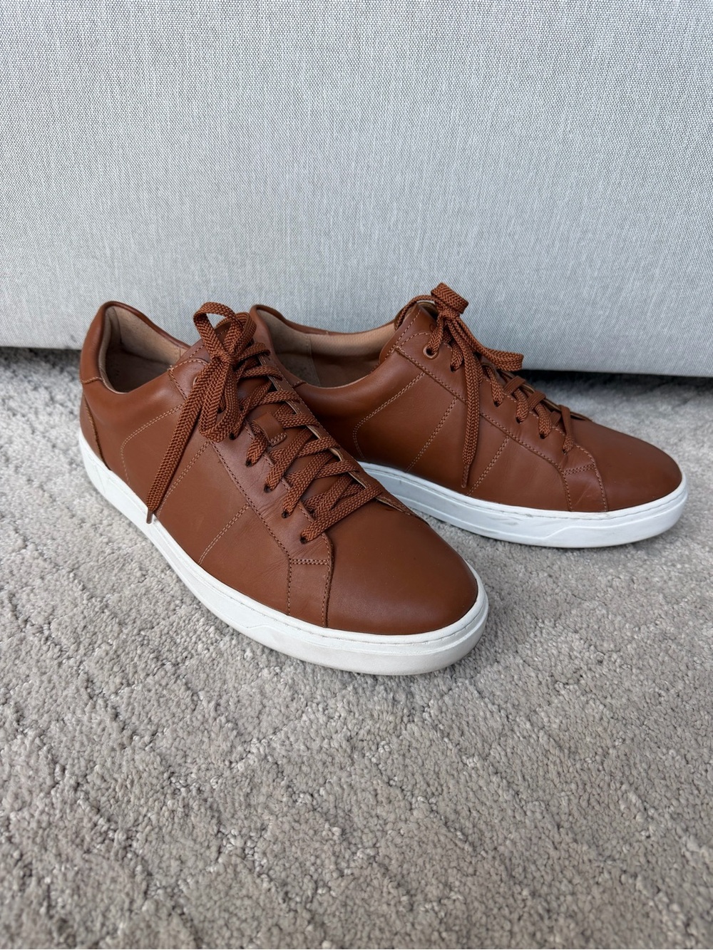 Vionic Brown Leather Low-Top Sneakers with White Sole